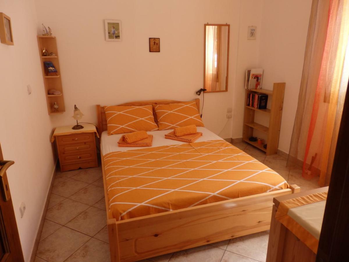 The Small House In The Olive Grove Lefókastron Exterior foto